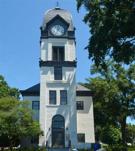 The several classes of zoning districts specified herein and the following regulations are hereby established in full force and effect. Fayette County Georgia Courthouse by lnreed0447 - ViewBug.com