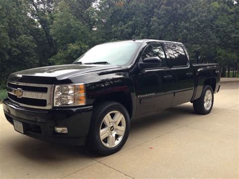 More stars mean safer cars. Purchase used 2008 Chevrolet Silverado 1500 LT Extended ...