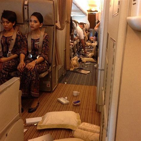 Singapore News Alternative Singapore Airlines Airbus A380 Encountered