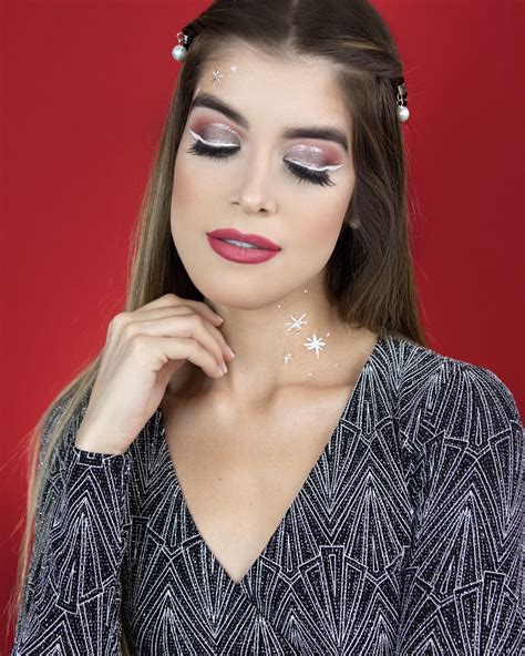 Here Are The Products Used For My Christmas Makeup Idea Holiday Makeup Christmas Makeup What