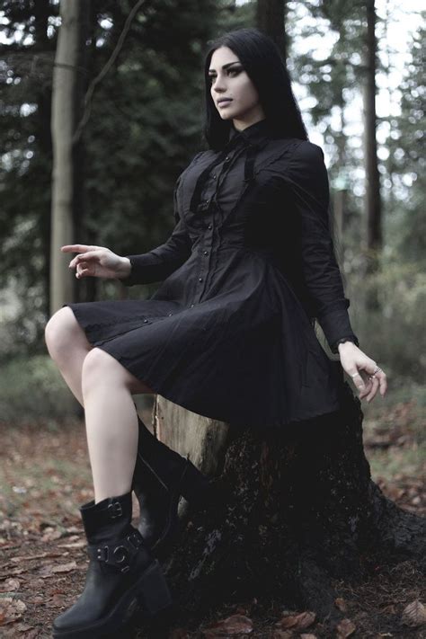 Goth Beauty Dark Beauty Steampunk Gothic Girls Dark Fashion Gothic Fashion British