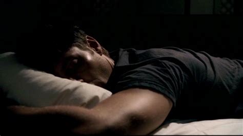 Plz Help Me Find A Photo Where Dean Is Sleeping Supernatural Answers Fanpop