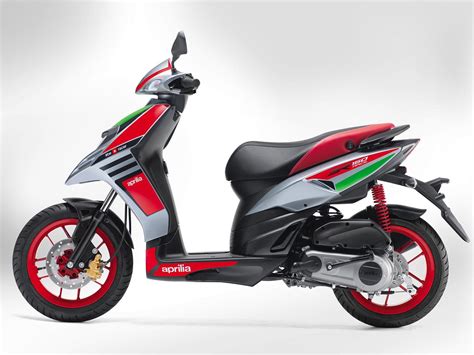 Aprilia Launches Sr150 Race Scooter In India By Tushar Burman Motovore