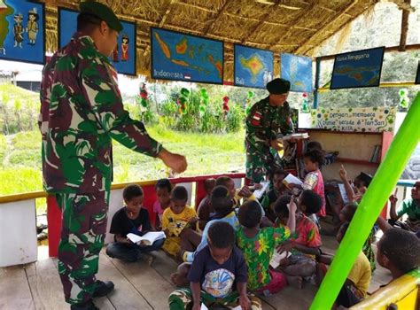 Satgas Yonif Mekanis Raider Kostrad Buka Pondok Pintar Bagi Anak