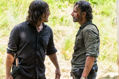 The Walking Dead Norman Reedus Revient Sur La Scène Entre Rick Et Daryl
