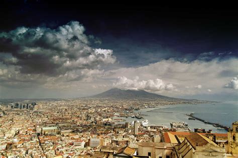 What Not to Miss in Naples, from the locals' perspective - Context ...