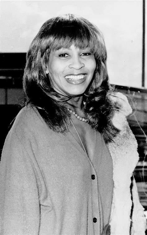 Tina Arriving At Heathrow Airport In London Ike Turner Ike And Tina