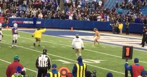 Fully Naked Bills Fan Runs Onto The Field During Buffalo New Orleans Game Video