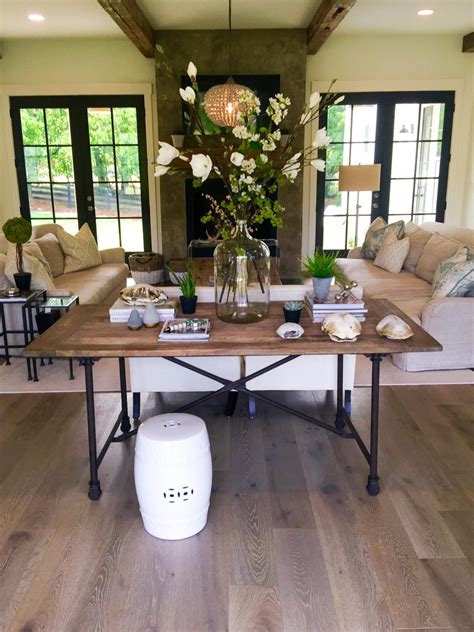 Ways To Reuse And Redo A Dining Table Diy Network Blog