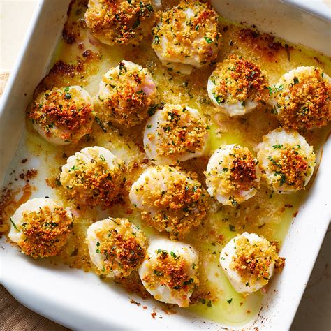 Panko And Parmesan Crusted Baked Scallops Recipe Eatingwell