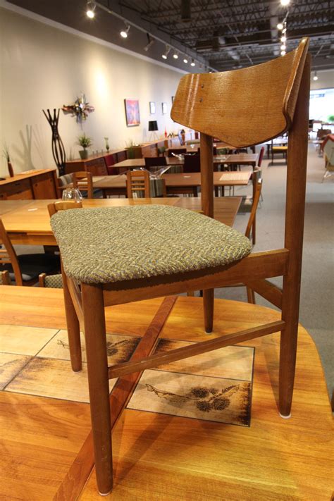 Set Of 6 Vintage Danish Teak Mcm Chairs Consign Design Edmonton