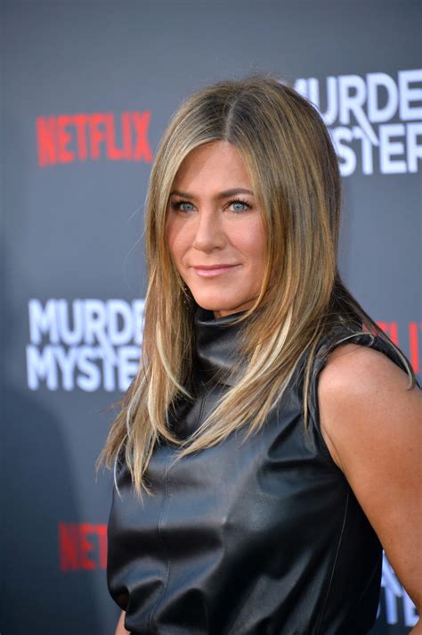 Jennifer Aniston Opens Up About Her Plastic Surgery Says Shell Never