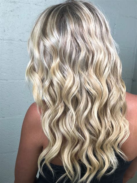 30 inch human hair extensions clip in are offered in traditional, natural colors such as black, brown, and blonde, to solid and ombre colors in shades of purple, blue and green, among others. Aveda Stylist Andrea Rose added 4 boxes of Vomor 16 inch ...