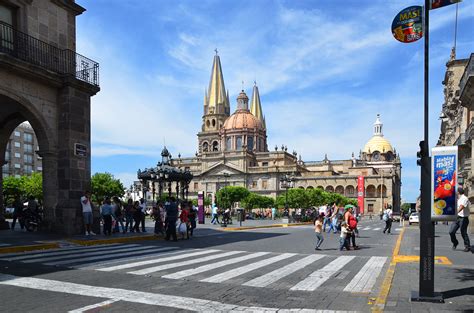 10 Reasons To Visit Guadalajara Instead Of Mexico City