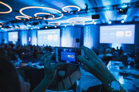 Hybrid Event Content Engage In Person And Virtual Audiences Cvent Blog