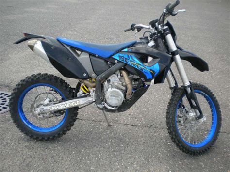 The company has never made more than 1000 units a. Buy 2011 Husaberg FE 390 Dirt Bike on 2040motos