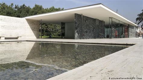 The barcelona pavilion, an emblematic work of the modern movement, has been exhaustively studied and interpreted as well as having inspired the oeuvre of several generations of architects. Barcelona Pavillon Ludwig Mies Van Der Rohe - Images | Slike