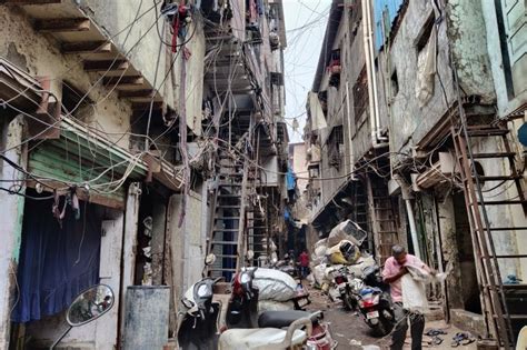 Indias Biggest Slum Faces Wrecking Ball As Residents Fear Change