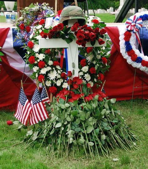 About funeral flowers in patriotic colors. Military | Crown Hill Funeral Home, Memorial Service ...