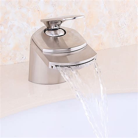 Luxury Bric Modern Hole Waterfall Bathroom Sink Faucet Single Handle