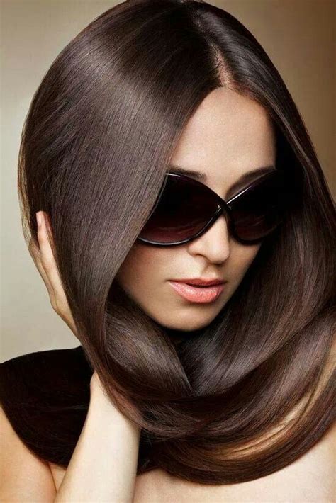 Coloración permanente para un tono castaño claro intenso y duradero, a la vez que deja una melena intensamente nutrida y reforzada. aclarar cabello castaño oscuro a castaño claro ...