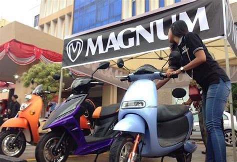 Magnum Molis Luncurkan Motor Listrik Di Batam Sabili