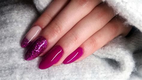 nail tech reveals awful reason you shouldn t leave acrylics on for more than five weeks