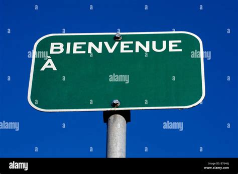 Bienvenue A French Welcome To Sign Stock Photo Alamy