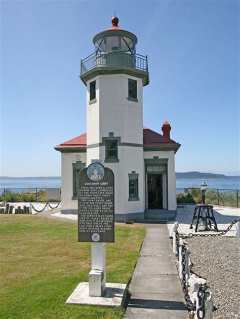 Alki Point Lighthouse Washington At