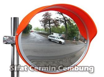Karena jarak fokus dan pusat kelengkungan cermin cembung berada di belakang cermin maka ketiga sinar istimewa pada cermin cembung tersebut adalah Sifat Cermin Cembung - Pengertian, Rumus, Fungsi, Contoh ...