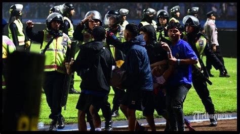 Tragedi Arema Di Kanjuruhan Masuk Peringkat Atas Kasus Kerusuhan Sepak Bola Dunia