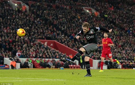 Danny ings pulled one back for the hosts late on, but the reds stood firm to claim all three points. Liverpool 0-1 Southampton: Saints reach EFL Cup final ...