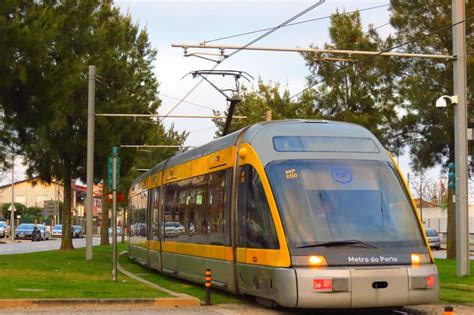 The metro system in porto is very simple to follow. ASSEMBLEIA DA REPÚBLICA APROVA EXPANSÃO DA REDE DO METRO ...