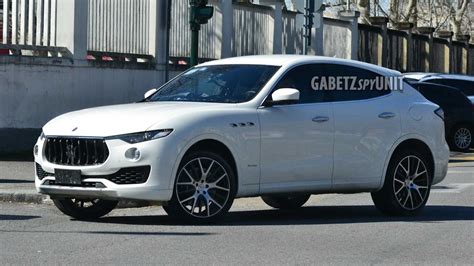 Yeni Maserati Levante Objektiflere Tak Ld