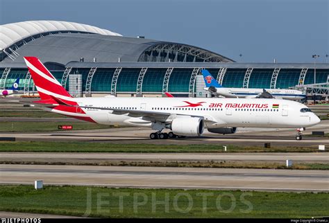 3b Nbp Airbus A350 941 Air Mauritius Chalelu Jetphotos