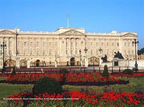 Buckingham palace and windsor castle, where queen elizabeth ii and prince philip have been riding out the coronavirus pandemic, will also be open to tourists. Best London Sights & Windsor Castle Tour - City Wonders