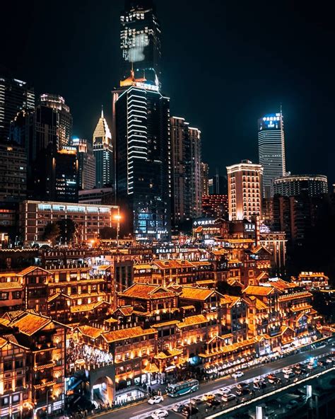 Chongqing Was A City Of Narrow Streets And Crowded Housing The Houses