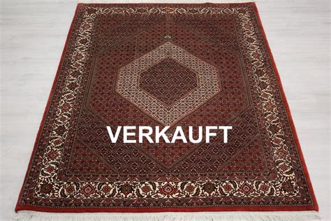 Während der produktion drücken die weber den. Teppiche, Bidjar, handgeknüpfte, rot 559 - HALL Teppich-Welt