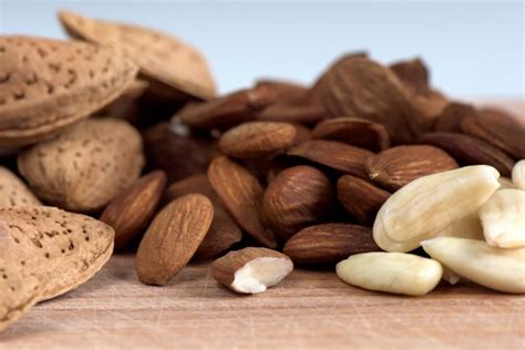 Production Of Iranian Almond Kernels In Nutex Company Factory Nutex