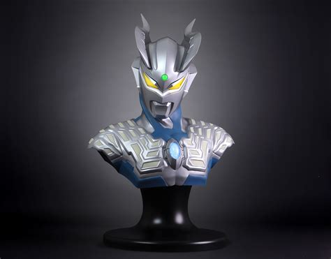 “Kept You Waiting!” Orders are now open for busts of Ultraman Zero