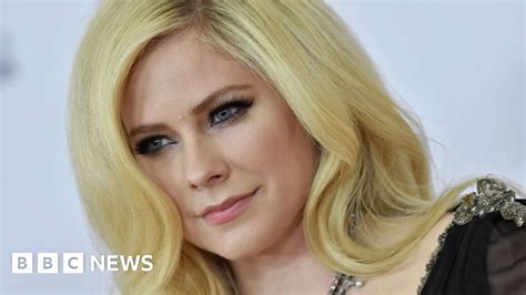 Avril Lavigne Says She Accepted Death Before New Song Bbc News