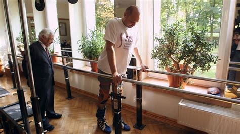 Paralyzed Man Walks Again After Worlds First Cell Transplant