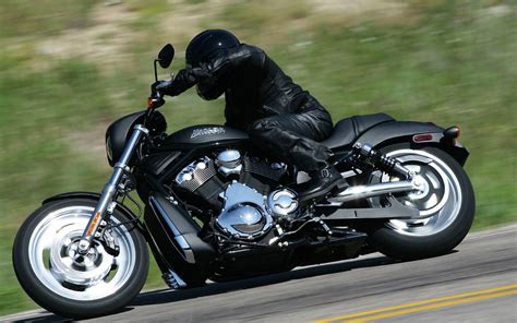 Harley Davidson Cool Racer Wallpapers And Images Wallpapers Pictures