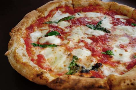 Margherita Pizza Italians Guide To A Top Tier Pizza