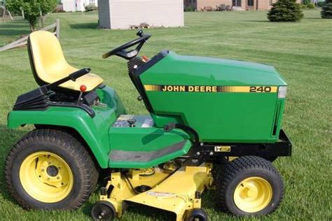 John Deere 240 Riding Lawnmower Classified Ad
