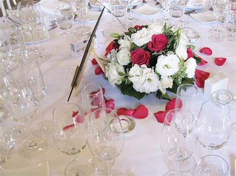giscours centre de table rose et blanc fleuriste bordeaux décoration mariage décoration
