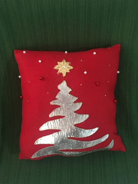 Christmas Pillows Diy Christmas Crafts Diy Diy And Crafts Christmas