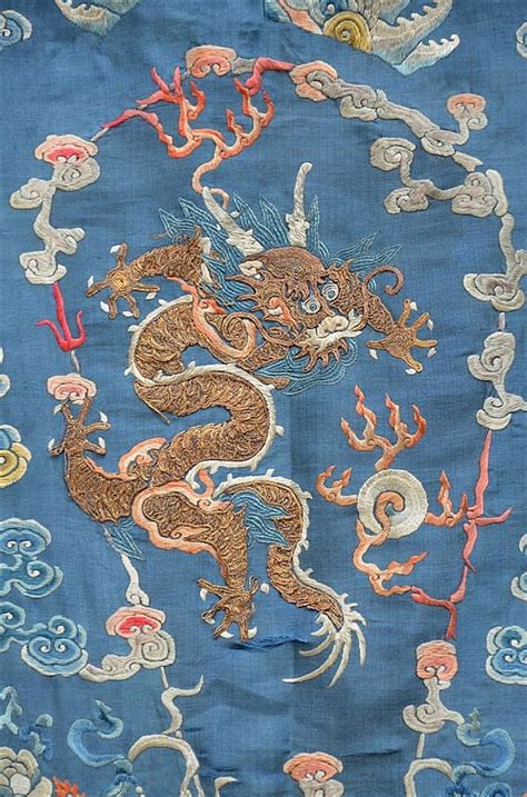 Chinese Silk Embroidery With Dragons 182x142cm