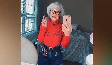 Facebook Viral Mujer De 92 Años Se Convierte En Toda Una Influencer Tras Vestirse Como