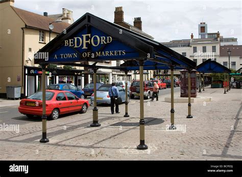 Bedford Town Centre High Street Hi Res Stock Photography And Images Alamy